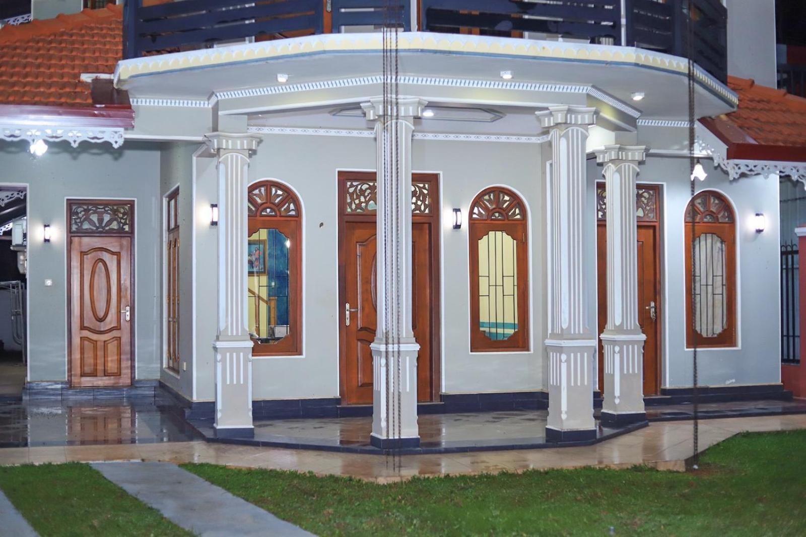 Shara Luxury Holiday Home Marawila Exterior photo